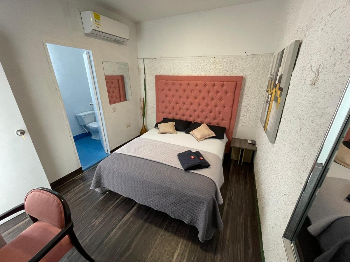 Hotel Santa Rita Hostal *